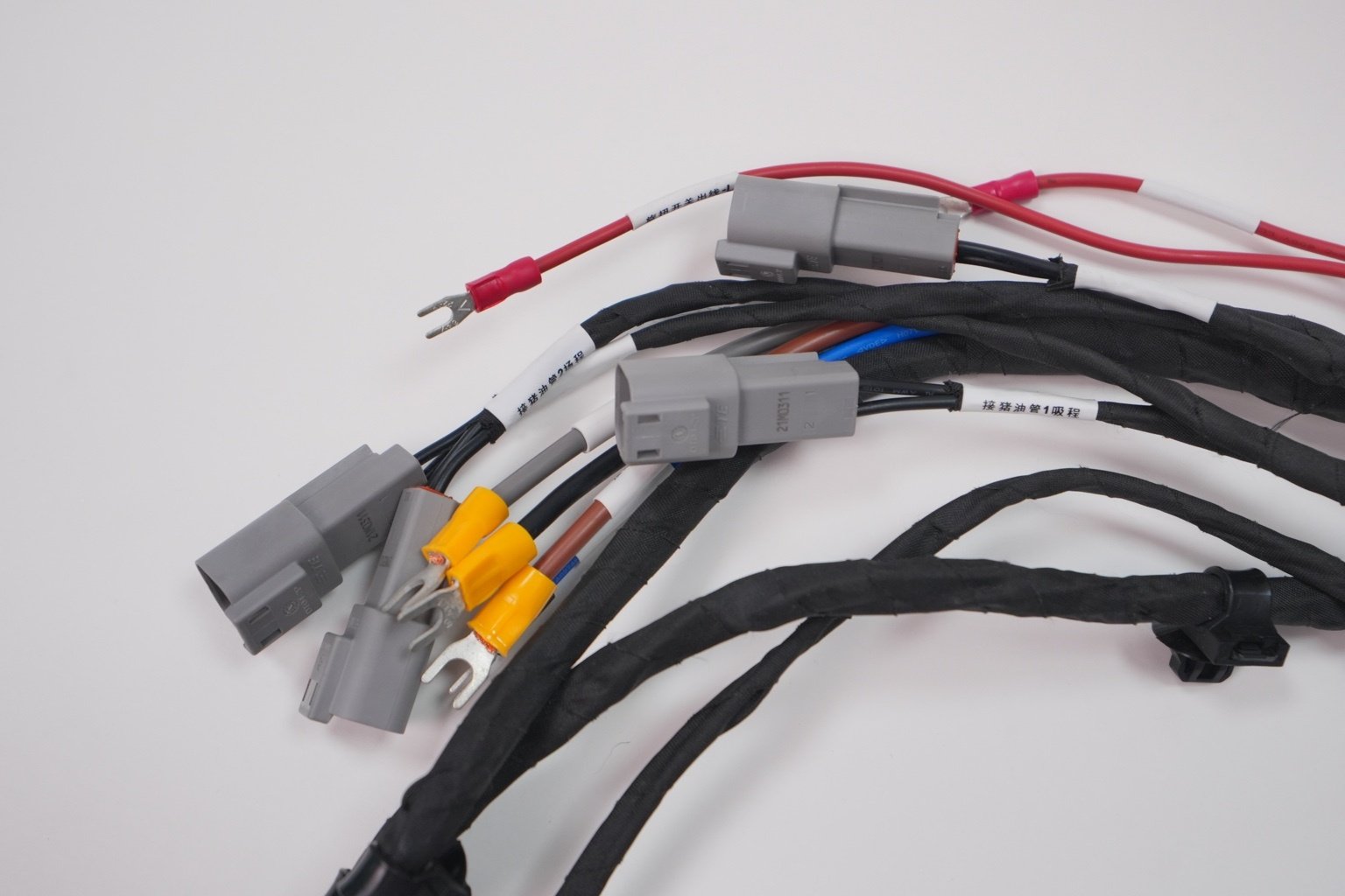 Custom cable assembly manufacturing